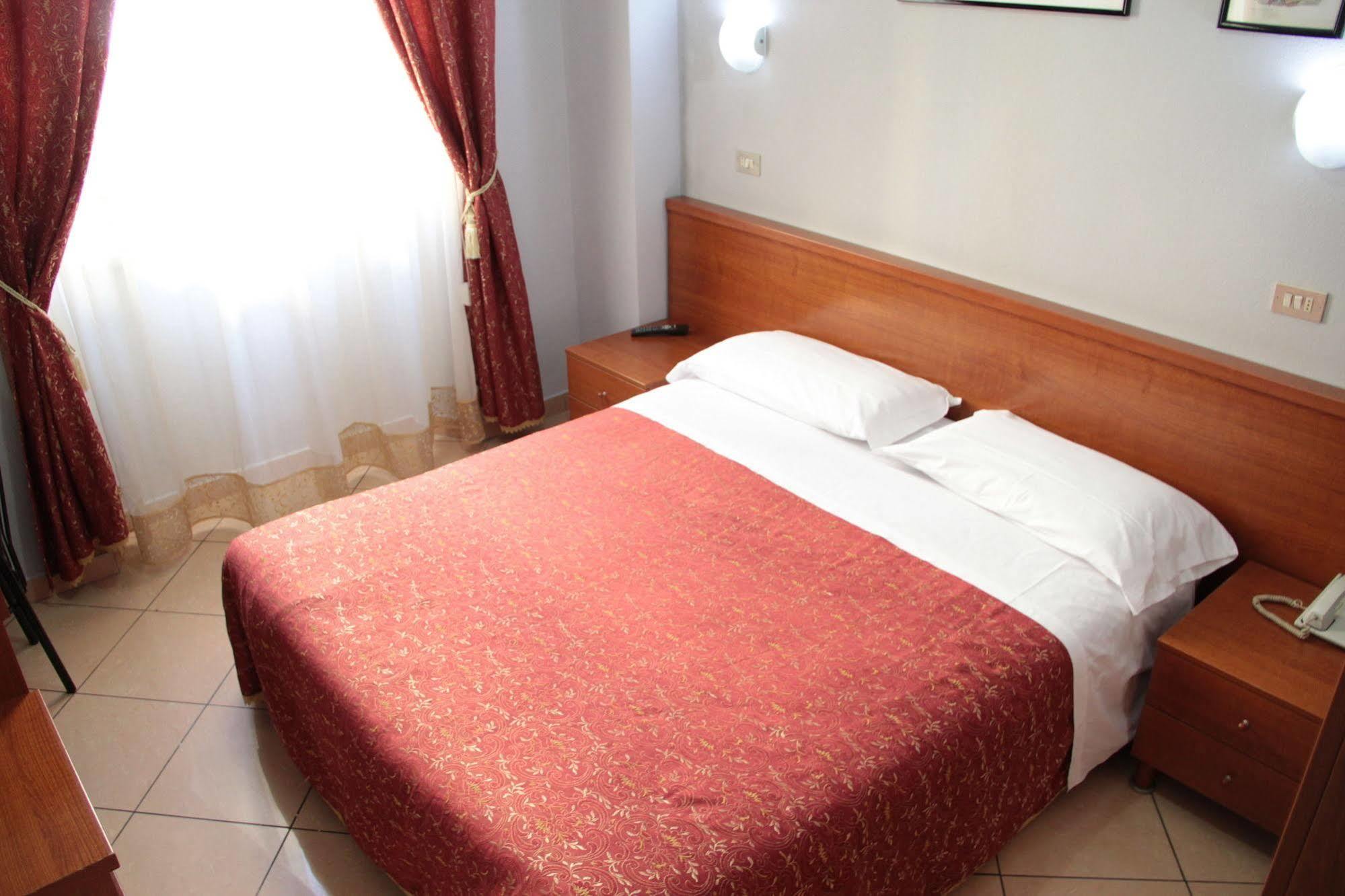 Hotel Siro มิลาน ภายนอก รูปภาพ